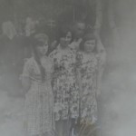 Вскоре он женился на моей прабабушке, Смирновой Валентине Никитичне. И родились у него две дочери, Людмила и Галина.